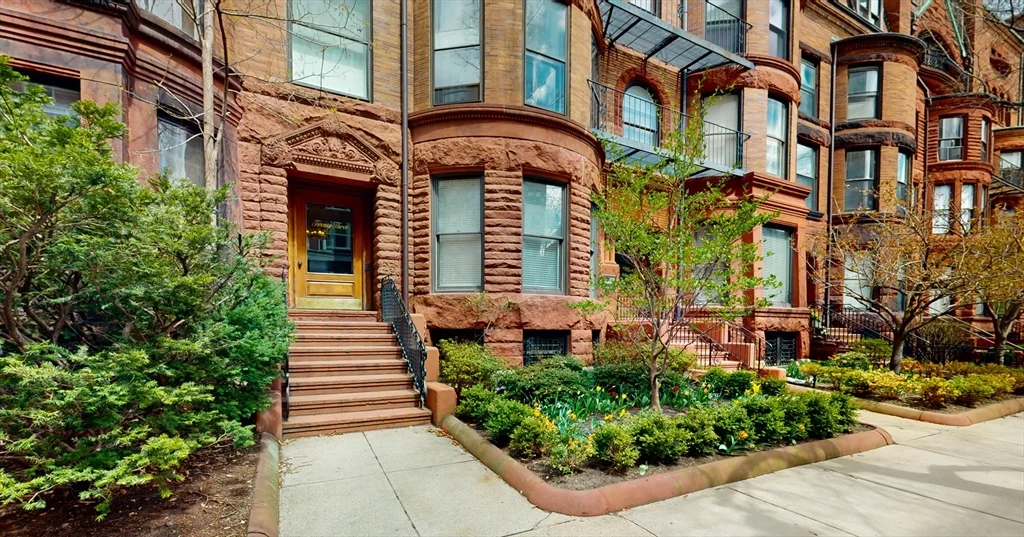 1 bed, 1 bath apartment for rent at 23 Bay State Rd Unit 5, Back Bay — photo 18 of 21