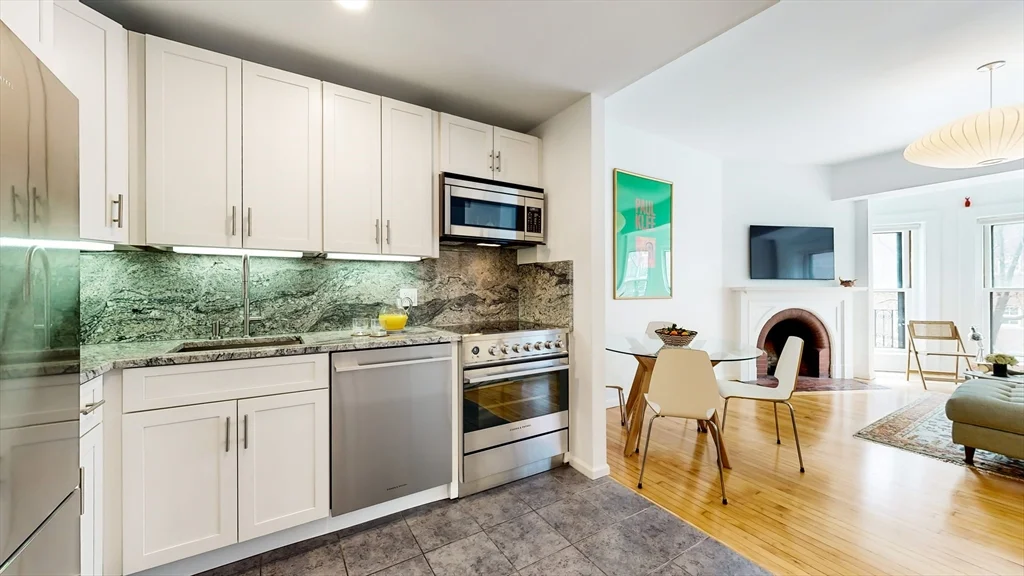 1 bed, 1 bath apartment for rent at 23 Bay State Rd Unit 5, Back Bay — photo 6 of 21