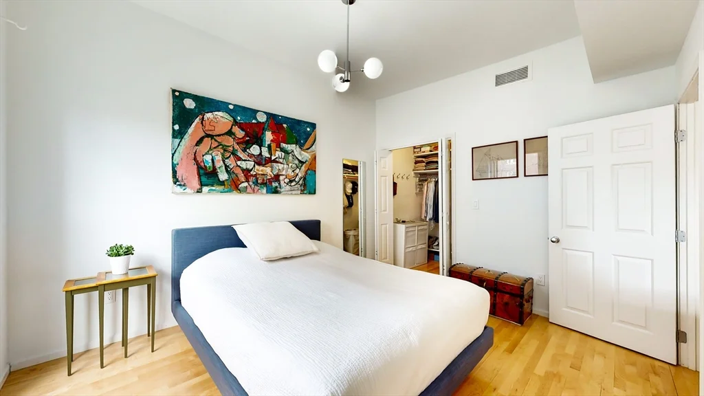 1 bed, 1 bath apartment for rent at 23 Bay State Rd Unit 5, Back Bay — photo 12 of 21