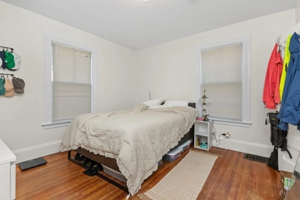 2 bed, 1 bath apartment for rent at 23 Bentley St Unit 1, Brighton — photo 9 of 11