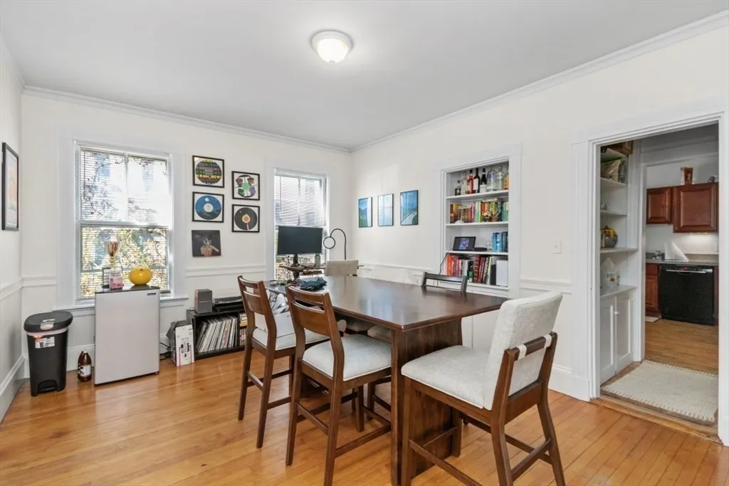 2 bed, 1 bath apartment for rent at 23 Bentley St Unit 1, Brighton — photo 6 of 11
