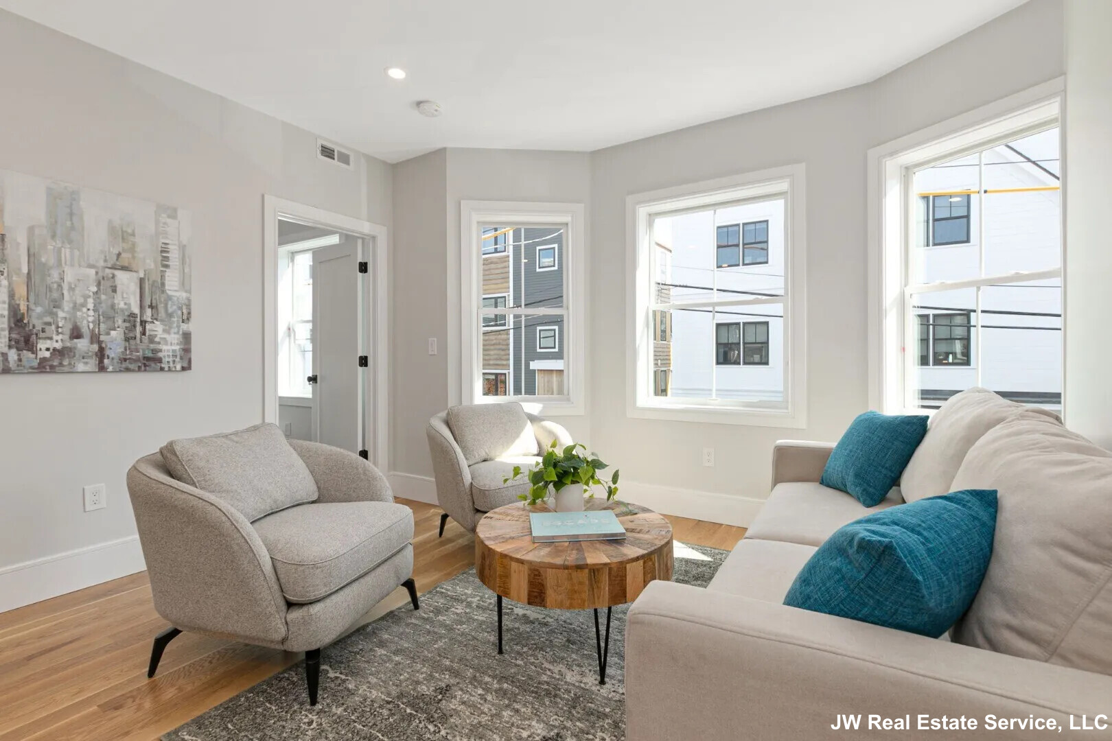 3 bed, 2 bath apartment for rent at 23 Berkshire St Unit 2, Wellington-Harrington — photo 1 of 17