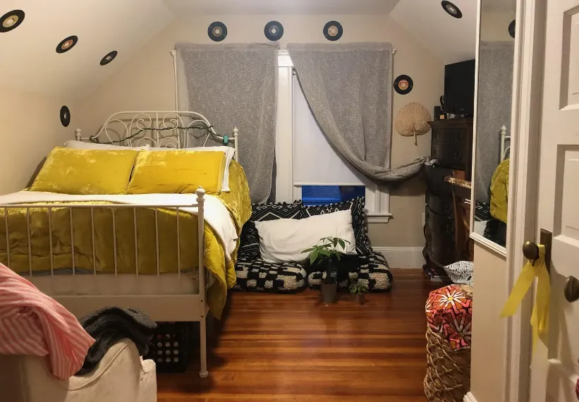 5 bed, 2 bath apartment for rent at 23 Berwick Rd Unit ., South Medford — photo 14 of 17