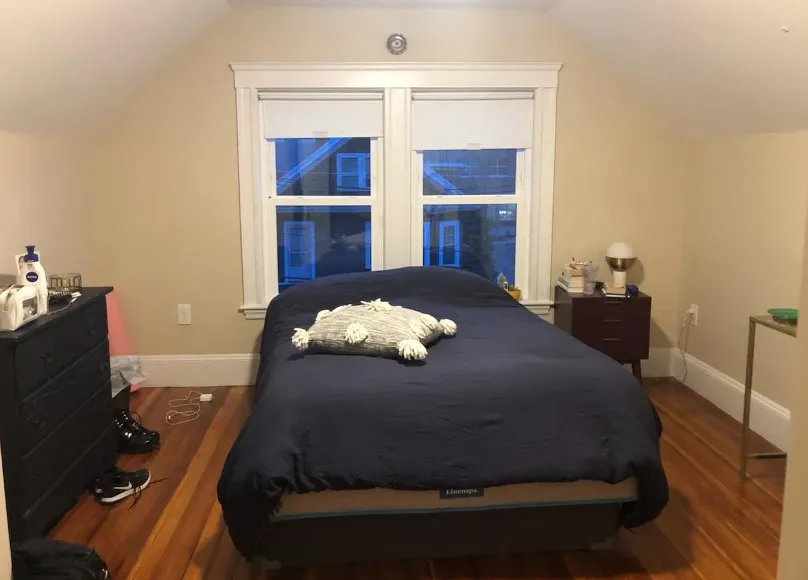 5 bed, 2 bath apartment for rent at 23 Berwick Rd Unit ., South Medford — photo 9 of 17