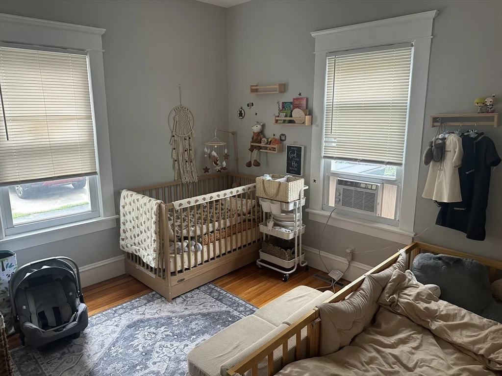 2 bed, 1 bath apartment for rent at 23 Beverly St Unit 1fl, Chicopee — photo 10 of 11