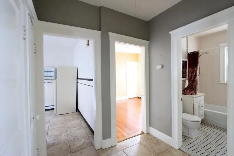 2.5 bed, 1 bath apartment for rent at 23-25 Bonner Ave Unit 1, South Medford — photo 5 of 29