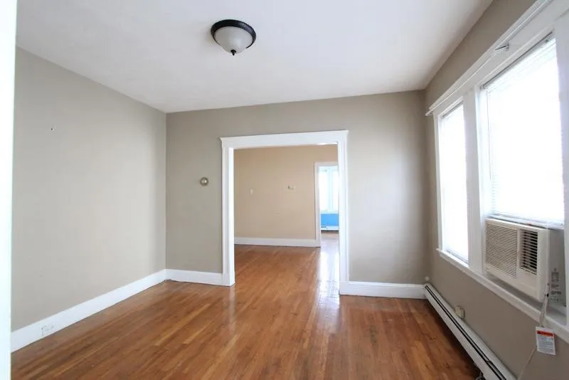 2.5 bed, 1 bath apartment for rent at 23-25 Bonner Ave Unit 1, South Medford — photo 3 of 29