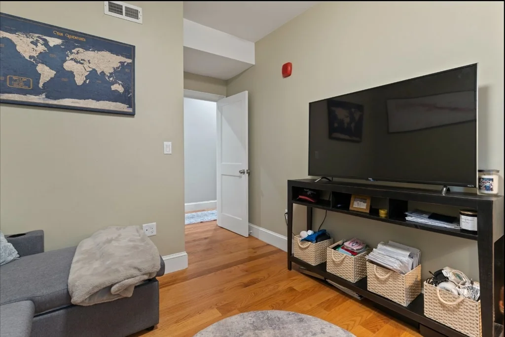 2 bed, 2 bath apartment for rent at 23 Bowdoin Ave Unit 2, Dorchester — photo 12 of 18