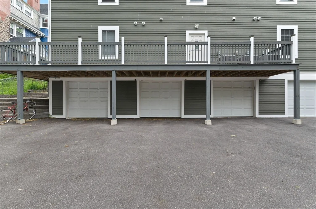 2 bed, 2 bath apartment for rent at 23 Bowdoin Ave Unit 2, Dorchester — photo 15 of 18