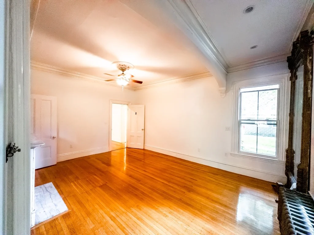 2 bed, 1 bath apartment for rent at 23 Boylston St Unit 2, Jamaica Plain — photo 4 of 10