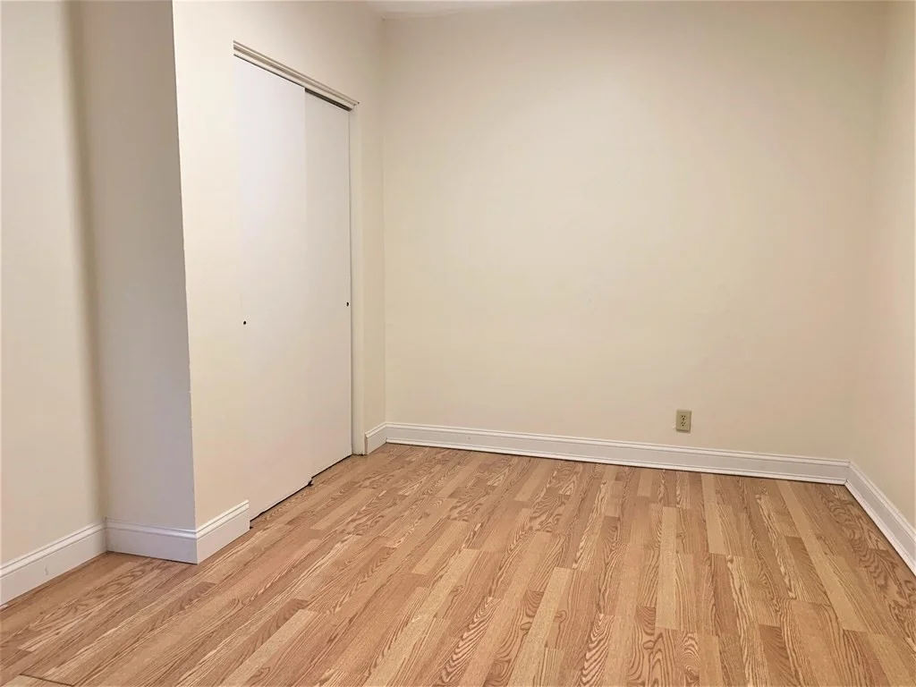 5 bed, 2 bath apartment for rent at 23 Bradbury St Unit 1, Allston — photo 6 of 13