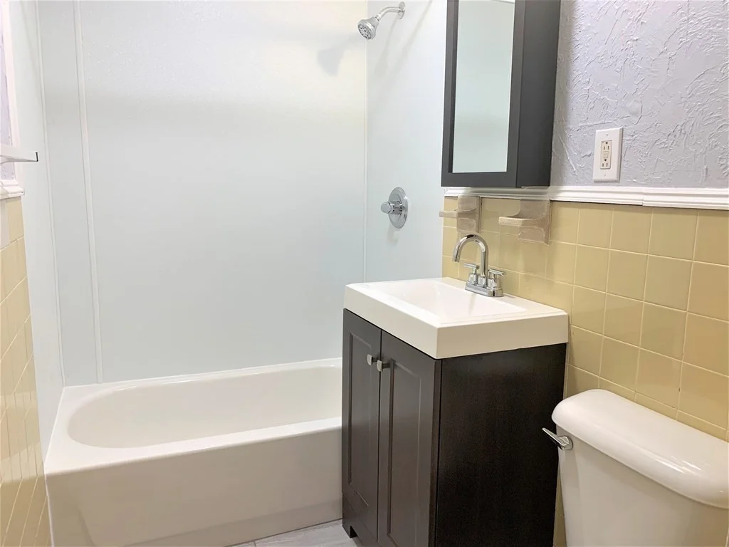 5 bed, 2 bath apartment for rent at 23 Bradbury St Unit 1, Allston — photo 13 of 13