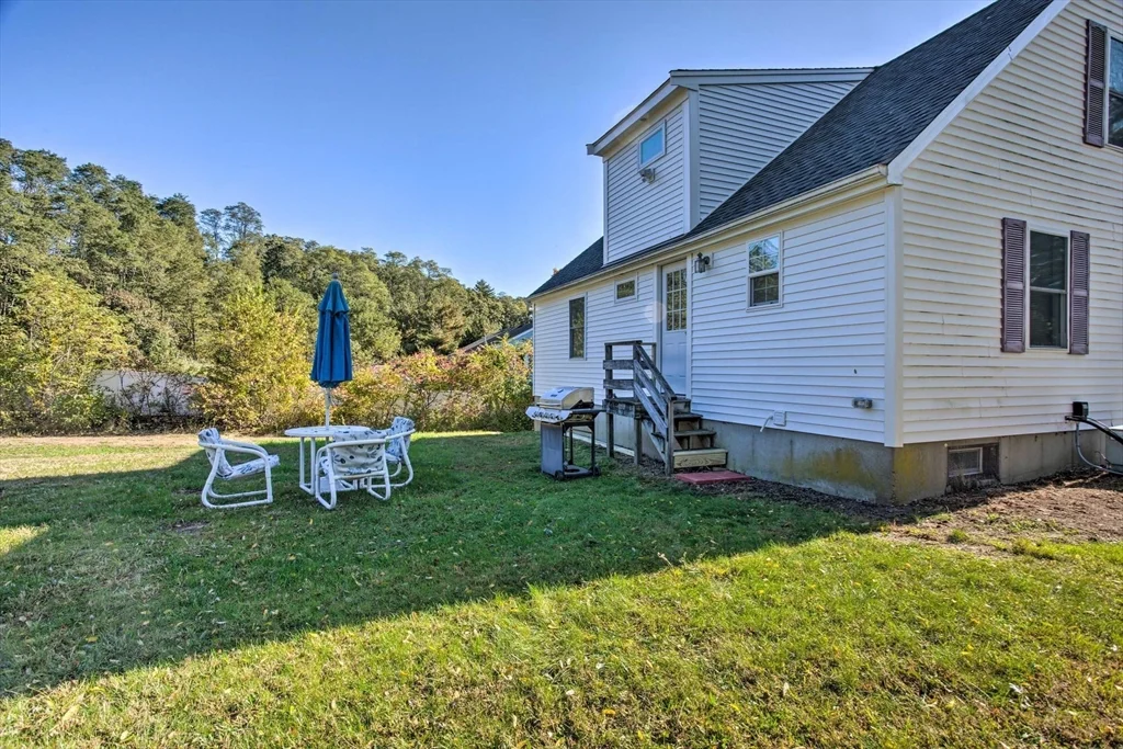 4 bed, 2 bath apartment for rent at 23 Braley Ln, Plymouth — photo 20 of 21