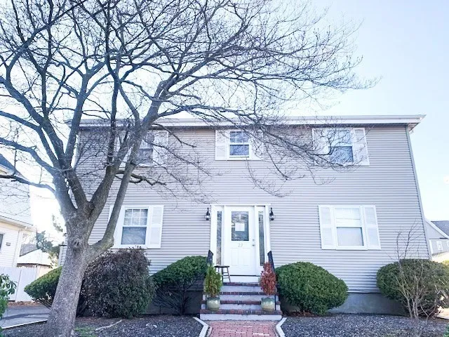 1 bed, 1 bath apartment for rent at 23 Branch St Unit 3, Quincy — photo 1 of 8