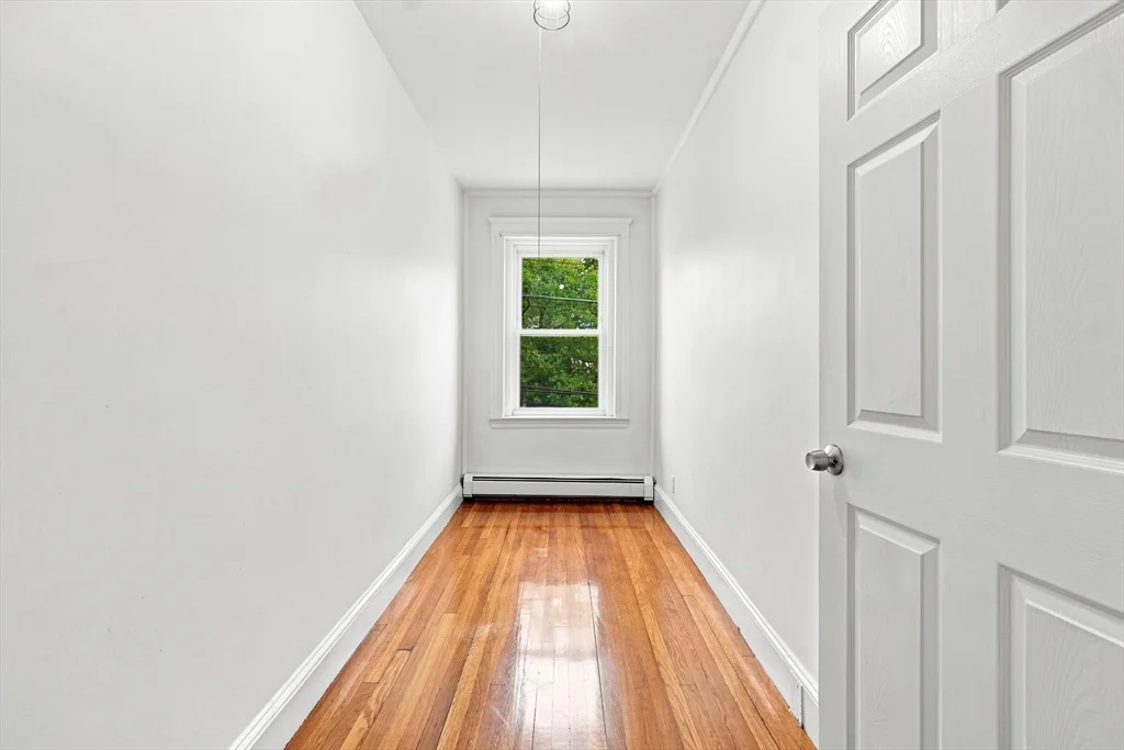 2 bed, 1 bath apartment for rent at 23 Breed St Unit 5, Lynn — photo 14 of 21