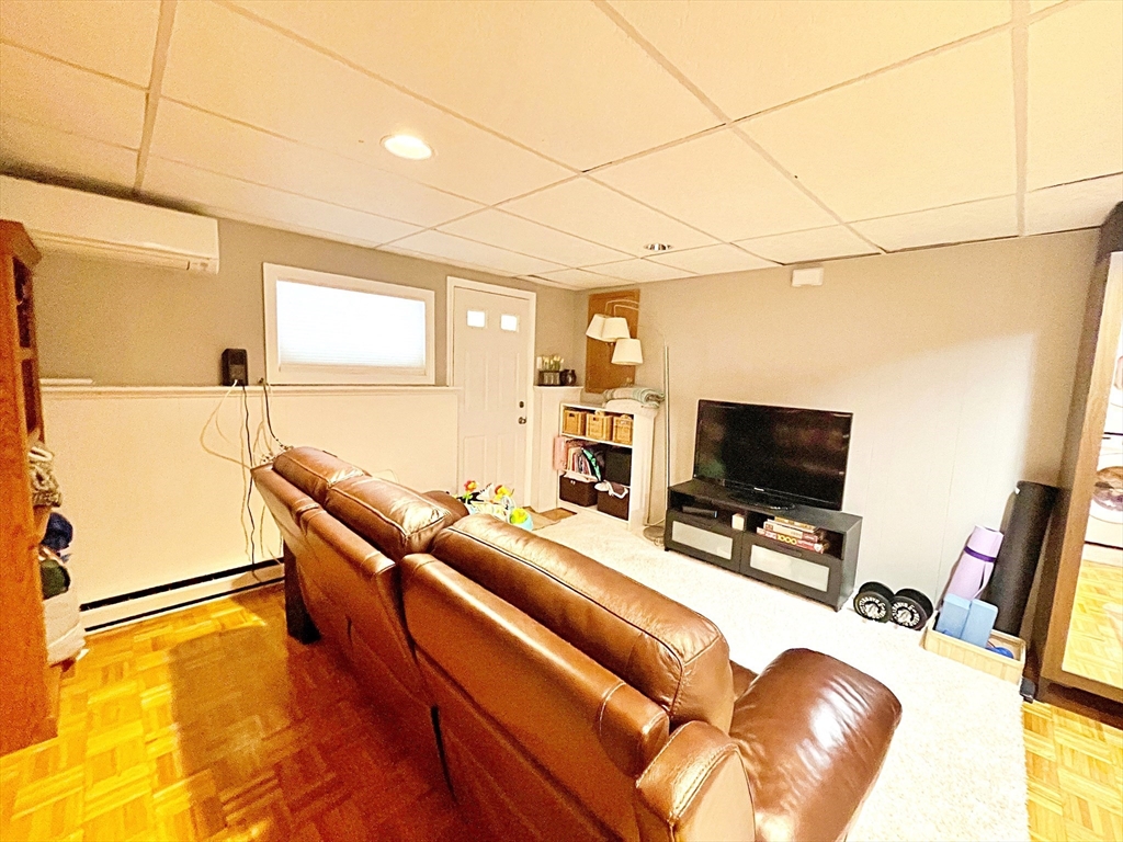 3 bed, 2 bath apartment for rent at 23 Bremen St Unit 23, East Boston — photo 7 of 24