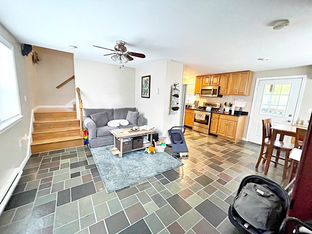 3 bed, 2 bath apartment for rent at 23 Bremen St Unit 23, East Boston — photo 4 of 24