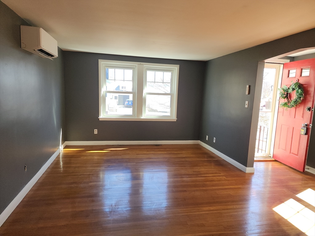 3 bed, 1 bath apartment for rent at 23 Brewster Rd, Weymouth — photo 3 of 20