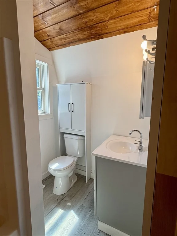 Studio bed, 1 bath apartment for rent at 23 Bridge Rd Unit 1, Salisbury — photo 13 of 20