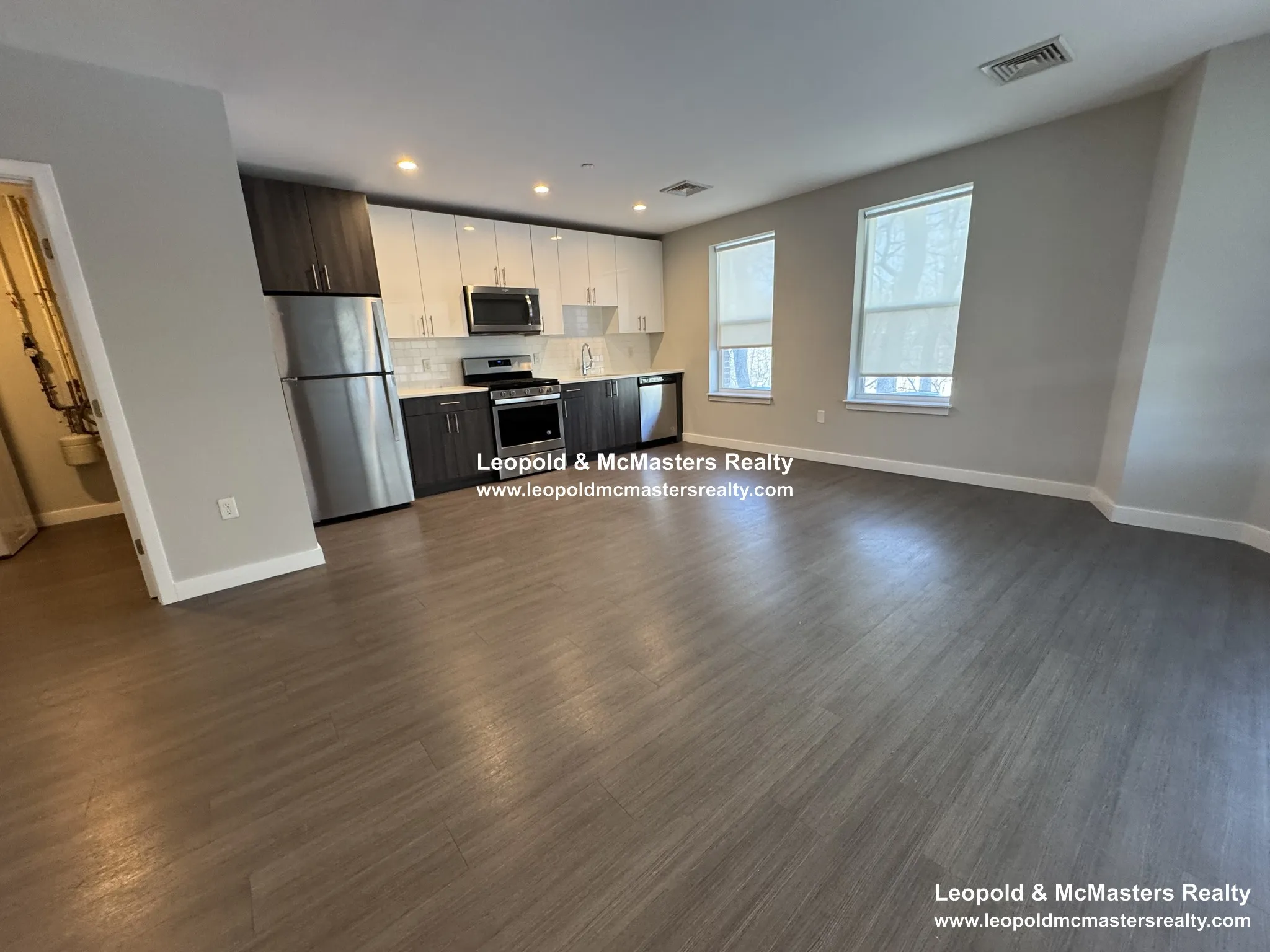 1 bed, 1 bath apartment for rent at 23 Bridge St Unit 101, Quincy