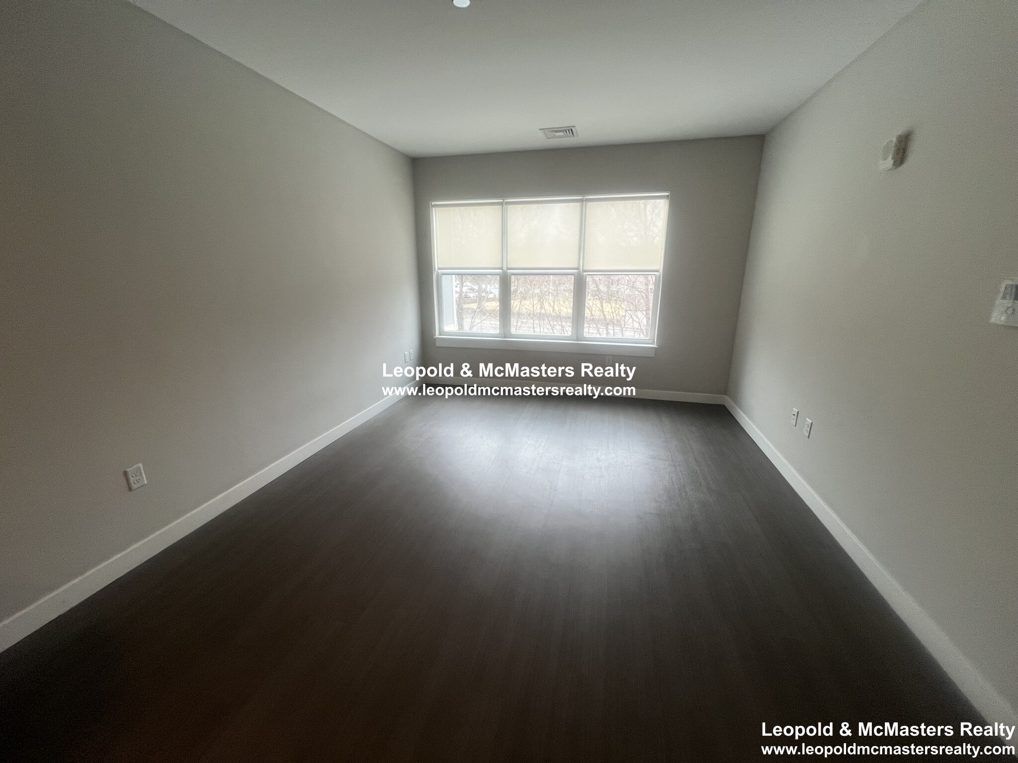 1 bed, 1 bath apartment for rent at 23 Bridge St Unit 202, Quincy — photo 2 of 18