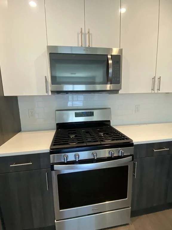 1 bed, 1 bath apartment for rent at 23 Bridge St Unit 210, Quincy Center — photo 1 of 15