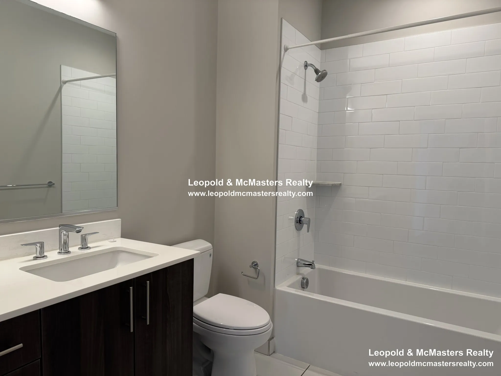 2 bed, 1 bath apartment for rent at 23 Bridge St Unit 215, Quincy — photo 3 of 27