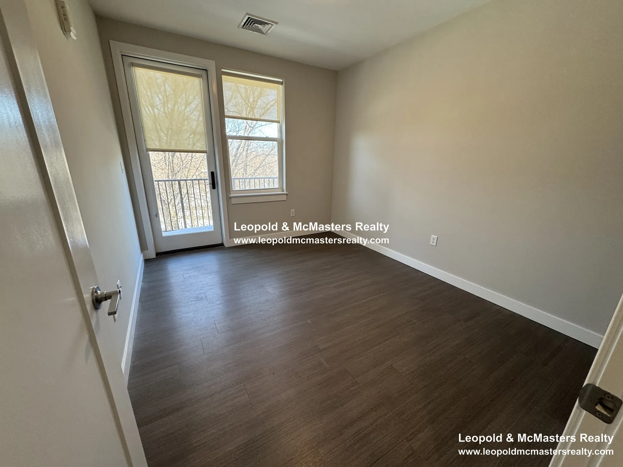 2 bed, 1 bath apartment for rent at 23 Bridge St Unit 304, Quincy — photo 3 of 27