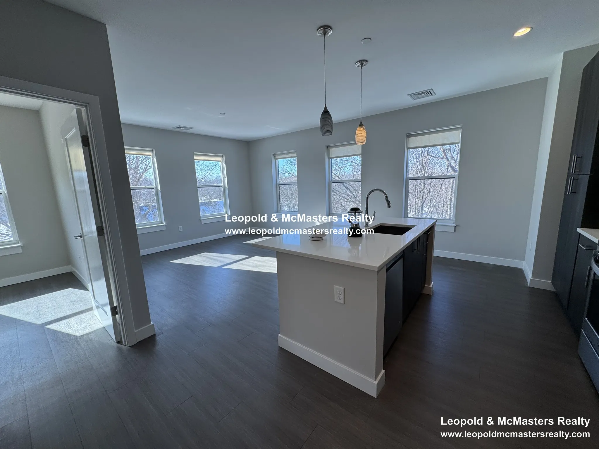 2 bed, 1 bath apartment for rent at 23 Bridge St Unit 304, Quincy