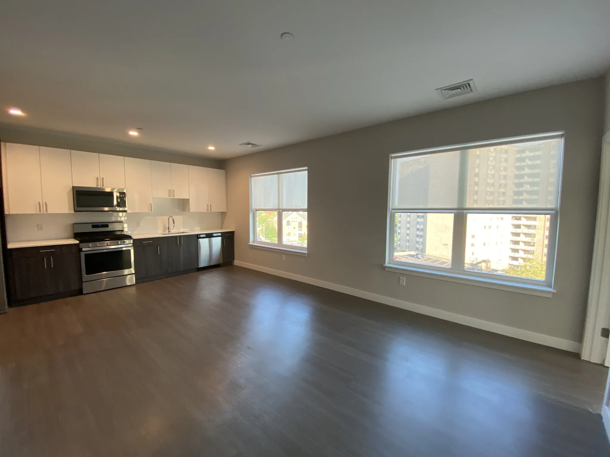 1 bed, 1 bath apartment for rent at 23 Bridge St Unit 410, Quincy — photo 3 of 16