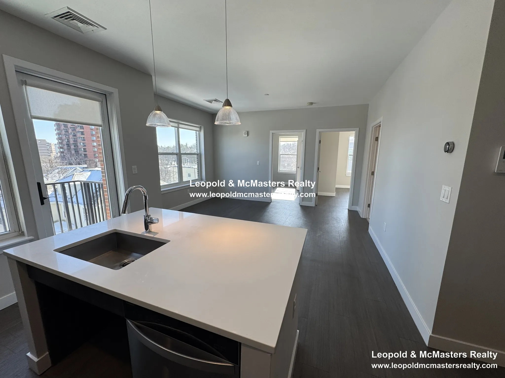 2 bed, 1 bath apartment for rent at 23 Bridge St Unit 413, Quincy