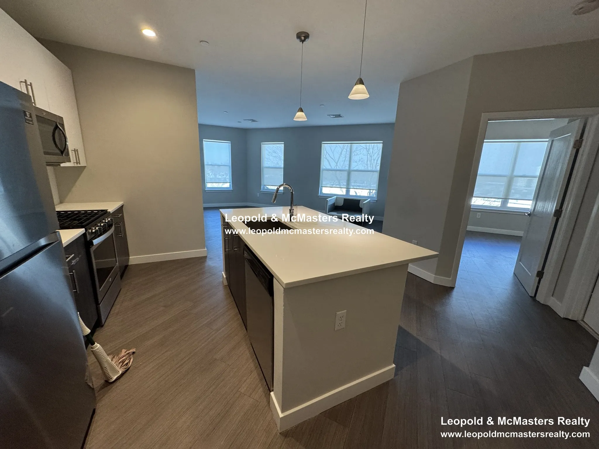 1 bed, 1 bath apartment for rent at 23 Bridge St Unit 512, Quincy