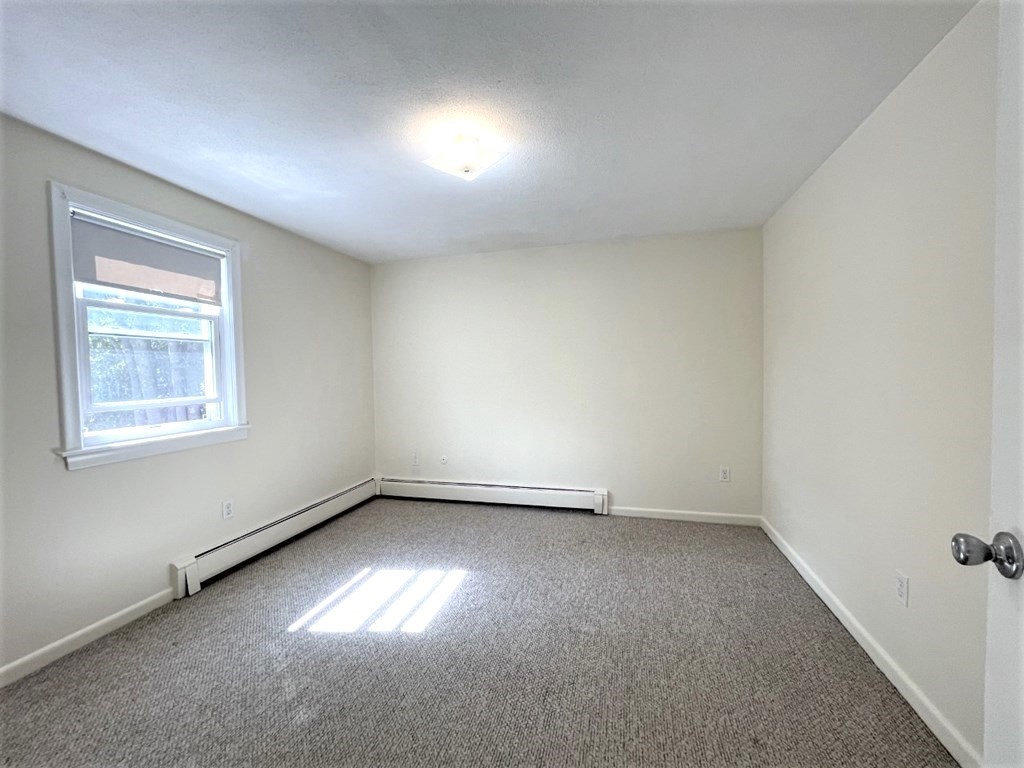 1 bed, 1 bath apartment for rent at 23 Burlington St Unit 2, Woburn — photo 6 of 9