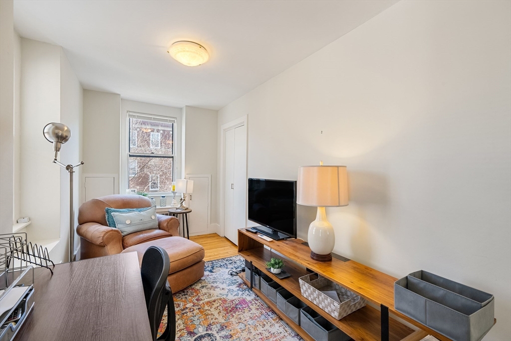 1 bed, 1 bath apartment for rent at 23 Chauncy St Unit 5, Cambridge — photo 8 of 20