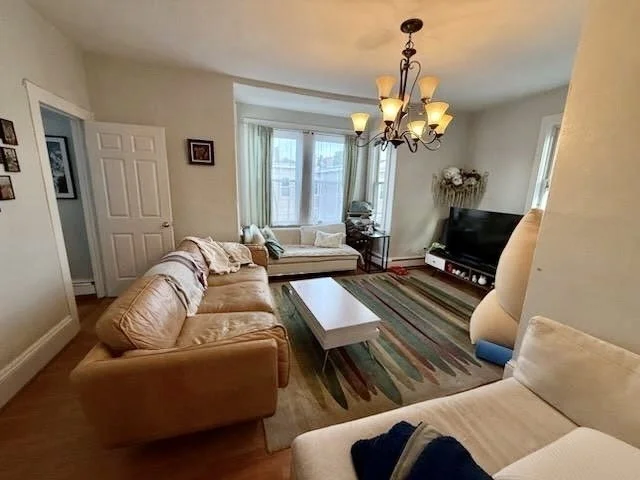 2 bed, 1 bath apartment for rent at 23 Chestnut Ave Unit 3, Jamaica Plain — photo 1 of 8