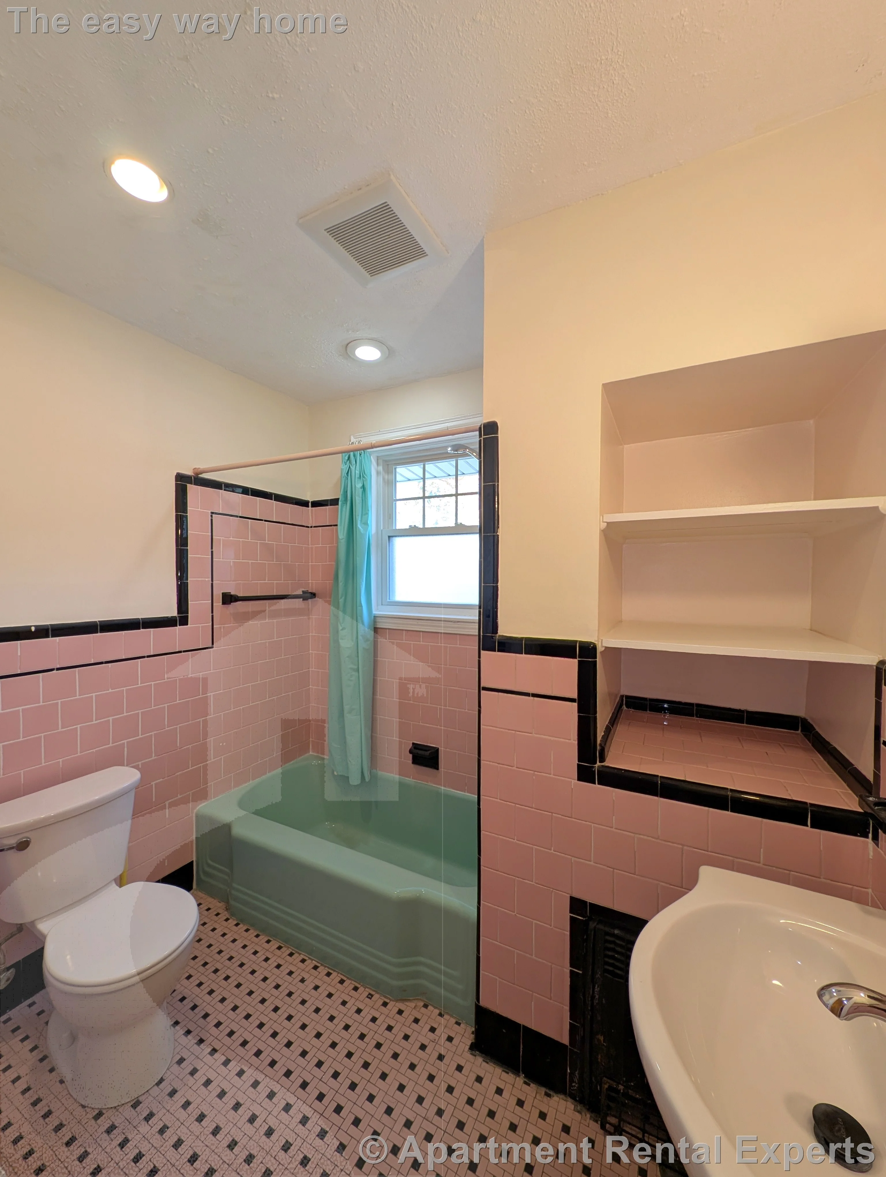2 bed, 1 bath apartment for rent at 23 Chestnut St Unit 2, Malden Center — photo 5 of 20