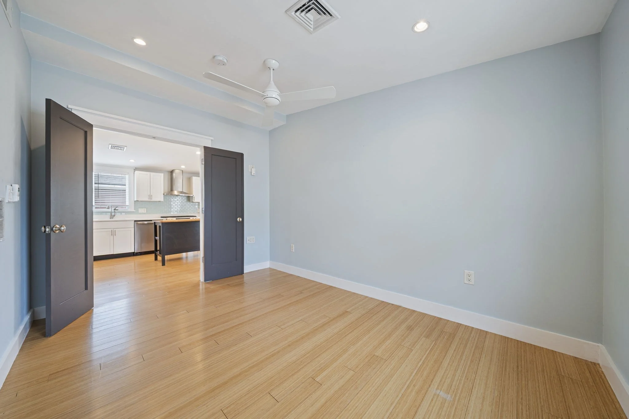 2 bed, 2 bath apartment for rent at 23 Cheverus Rd Unit 3, Dorchester — photo 14 of 27