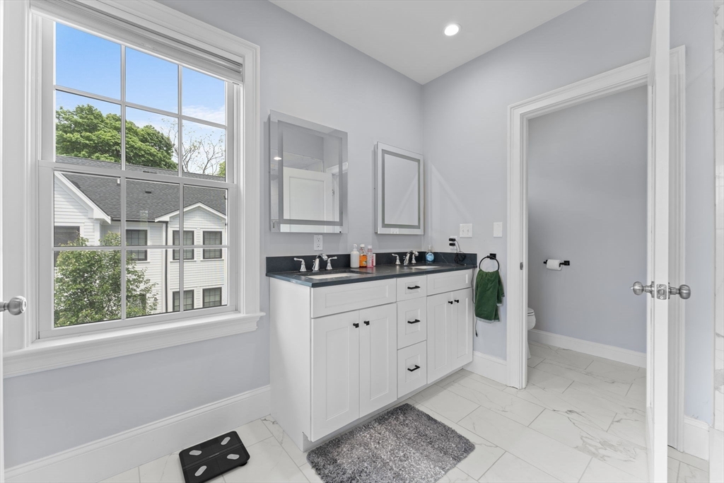 3 bed, 2 bath apartment for rent at 23 Chickatawbut St Unit 1, Dorchester — photo 7 of 20