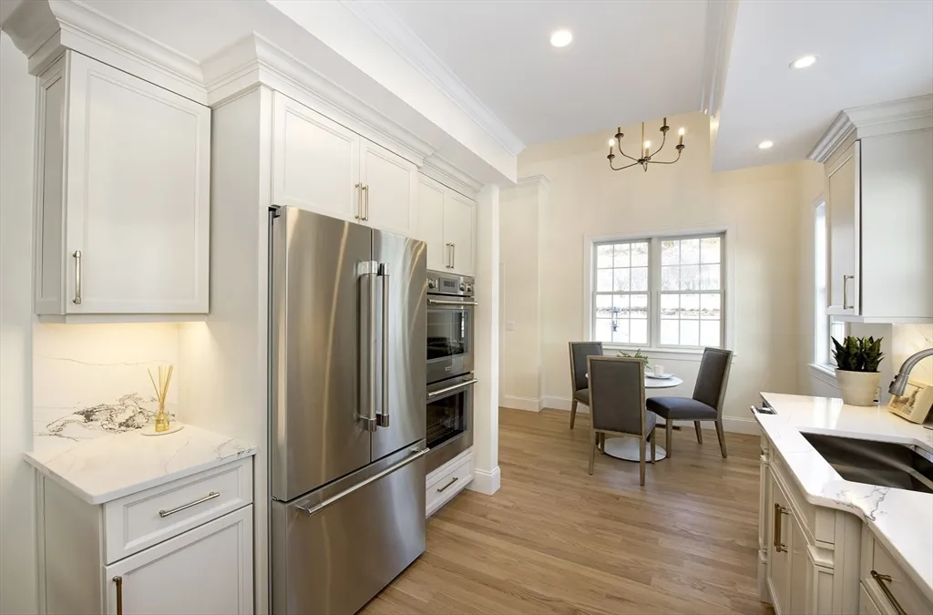 2 bed, 2 bath apartment for rent at 23 Clubview Dr Unit 23, Andover — photo 2 of 19