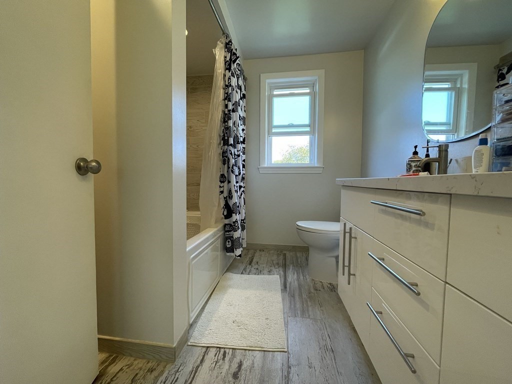 6 bed, 2 bath apartment for rent at 23 Clyde Ter, Arlington — photo 12 of 23