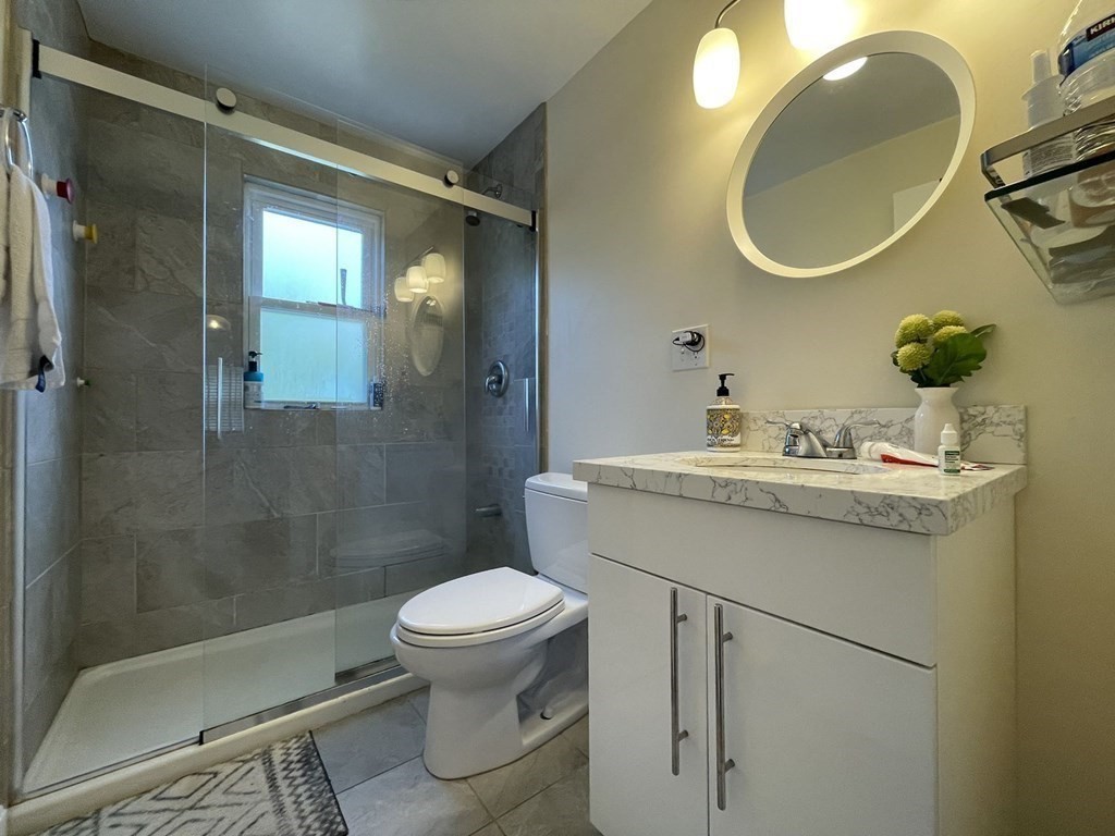 6 bed, 2 bath apartment for rent at 23 Clyde Ter, Arlington — photo 8 of 23