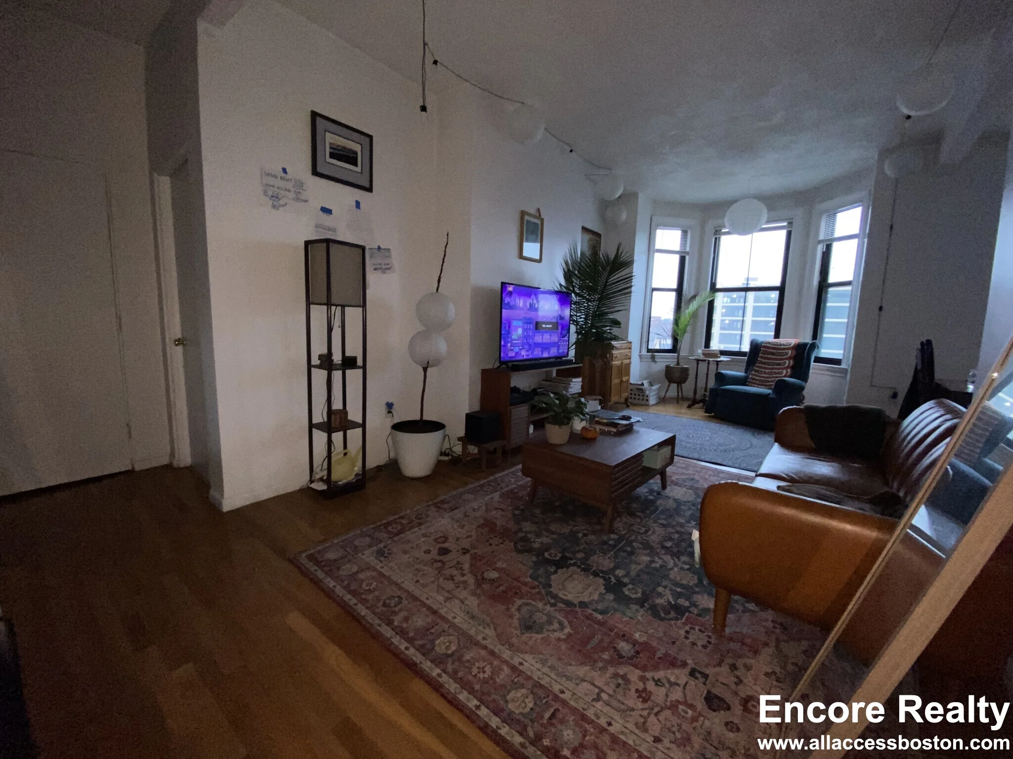 3 bed, 1.5 bath apartment for rent at 23 Cortes St Unit 7, Back Bay — photo 5 of 10
