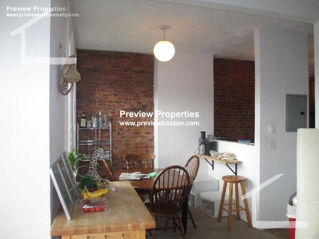 1 bed, 1 bath apartment for rent at 23 Cortes St Unit 9P, Back Bay — photo 8 of 15