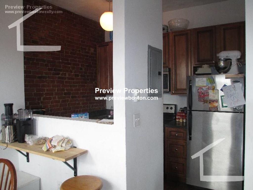 1 bed, 1 bath apartment for rent at 23 Cortes St Unit 9P, Back Bay — photo 10 of 15
