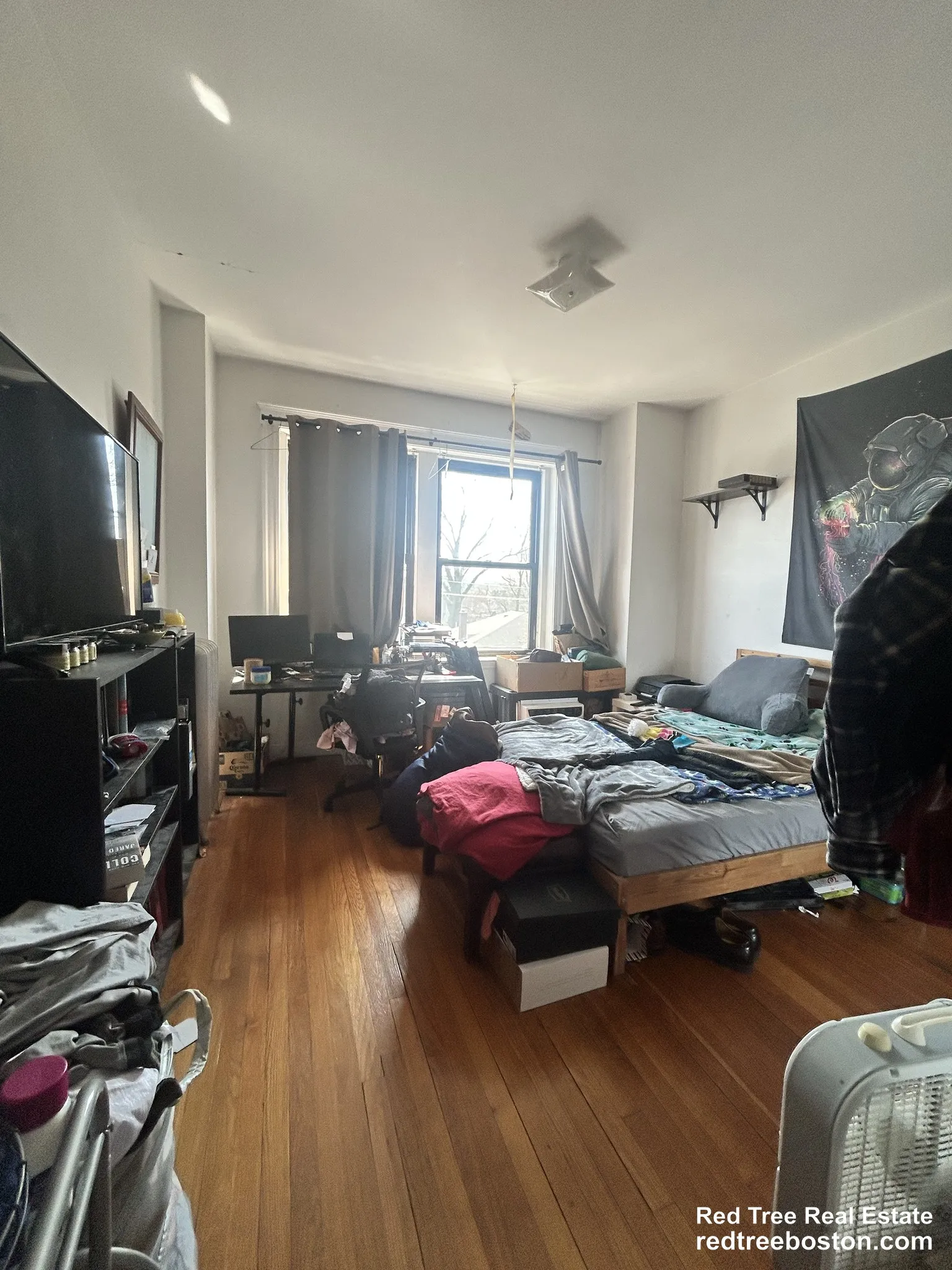 4 bed, 1 bath apartment for rent at 23 Cummings Rd Unit 1, Brighton — photo 9 of 13