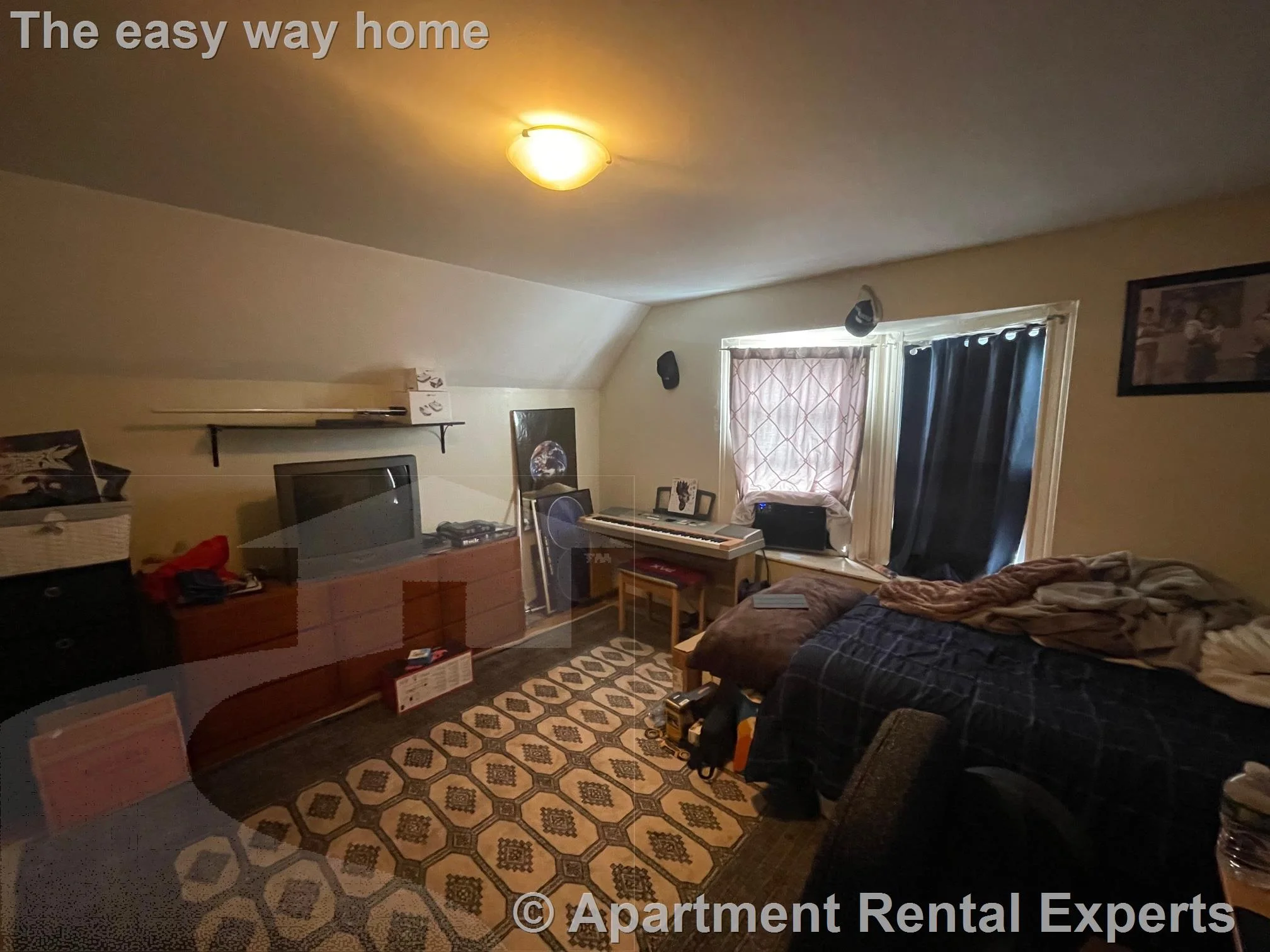 4 bed, 2 bath apartment for rent at 23 Curtis St Unit 2, Teele Square — photo 16 of 21