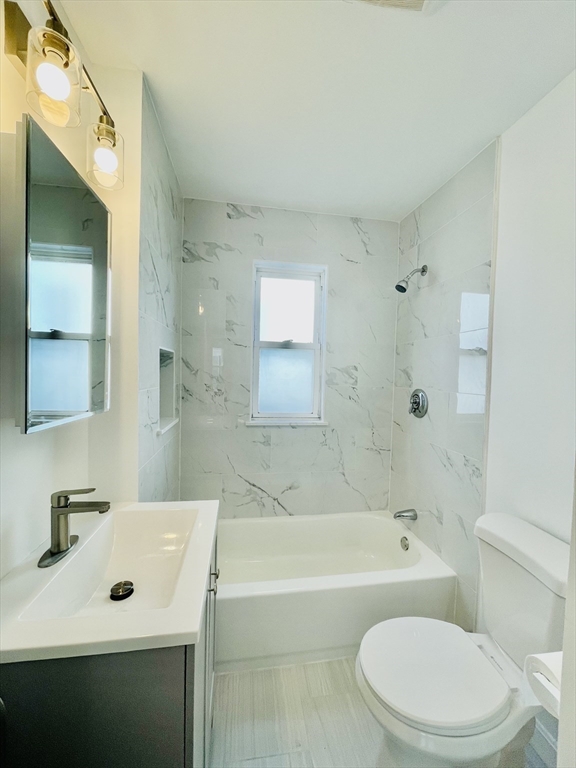 2 bed, 1 bath apartment for rent at 23 Dartmouth Unit 1, Quincy — photo 4 of 10