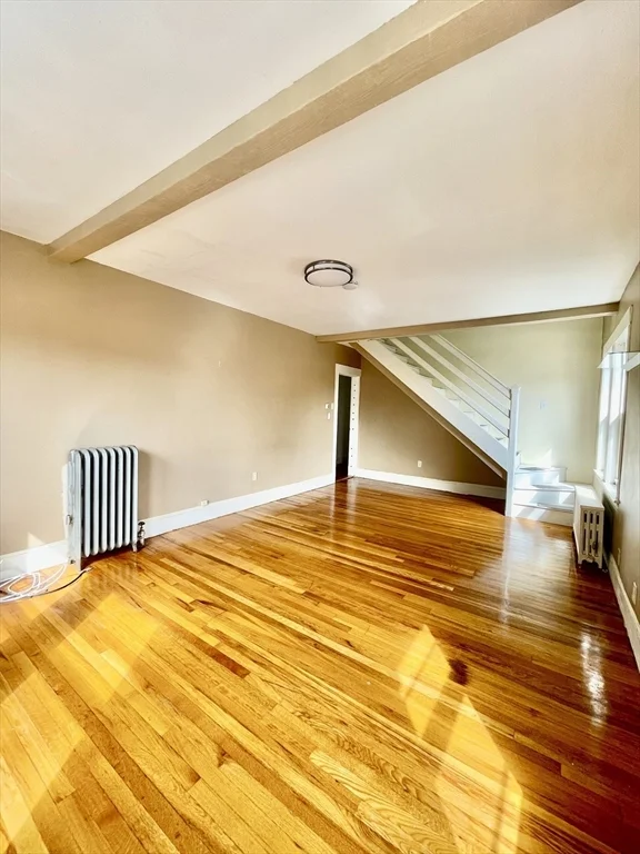 4 bed, 1 bath apartment for rent at 23 Dartmouth Unit 2, Quincy — photo 3 of 11