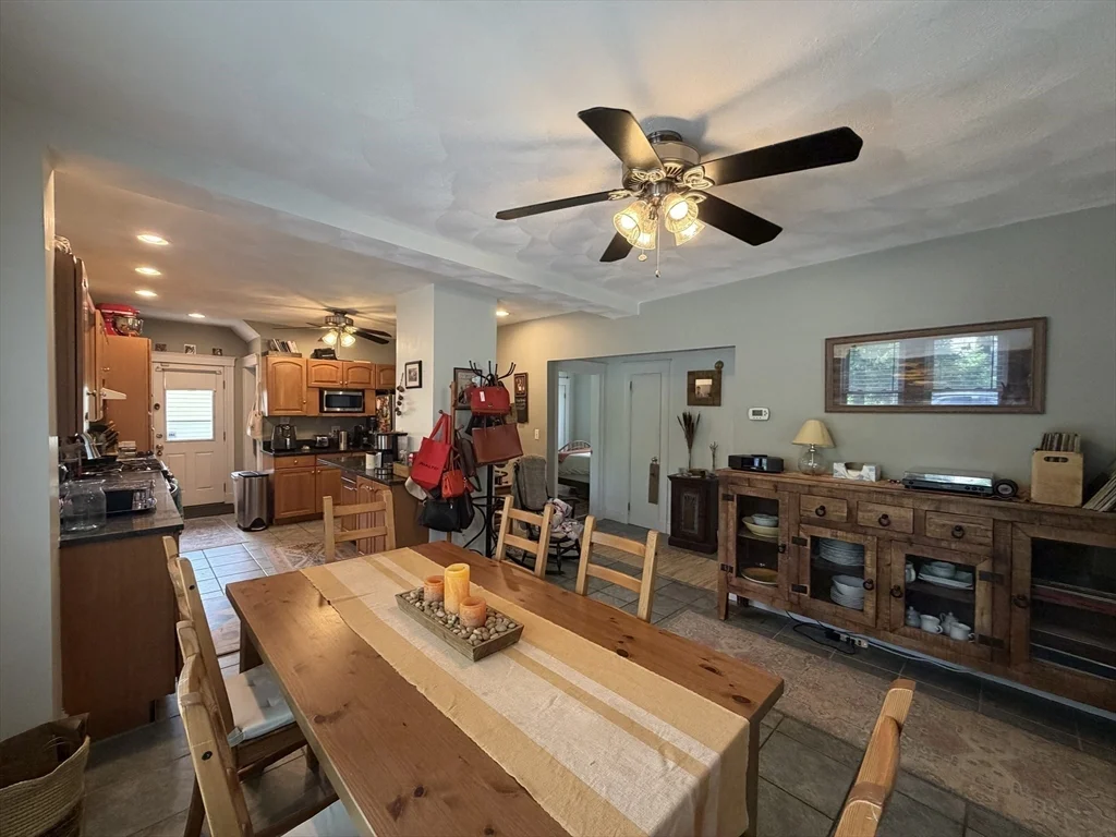 2 bed, 1 bath apartment for rent at 23 Derby Rd Unit 1, Nonantum — photo 10 of 25