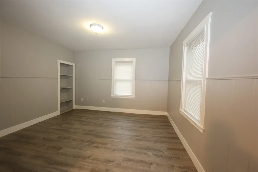 3 bed, 1 bath apartment for rent at 23 Des Moines Rd Unit 2, Quincy — photo 20 of 22